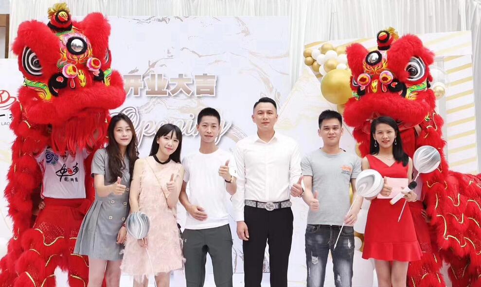 川禾川调广东合作客户火锅店开业大吉！