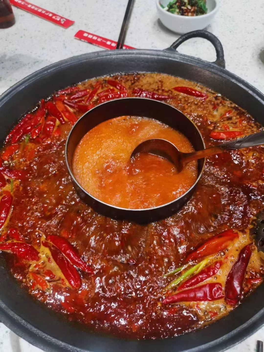 石家庄的成都火锅底料厂家批发地址，开店商用底料怎么联系(图4)